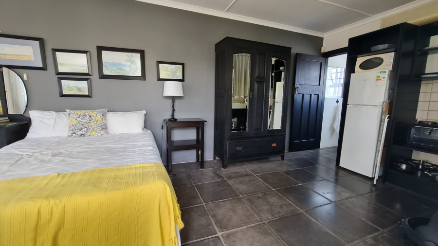 7 Bedroom Property for Sale in Baysville Eastern Cape